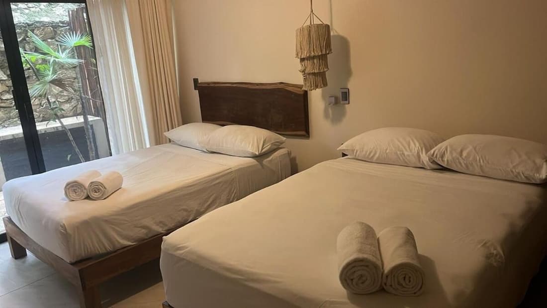 A beautiful family apartment with a private pool A7