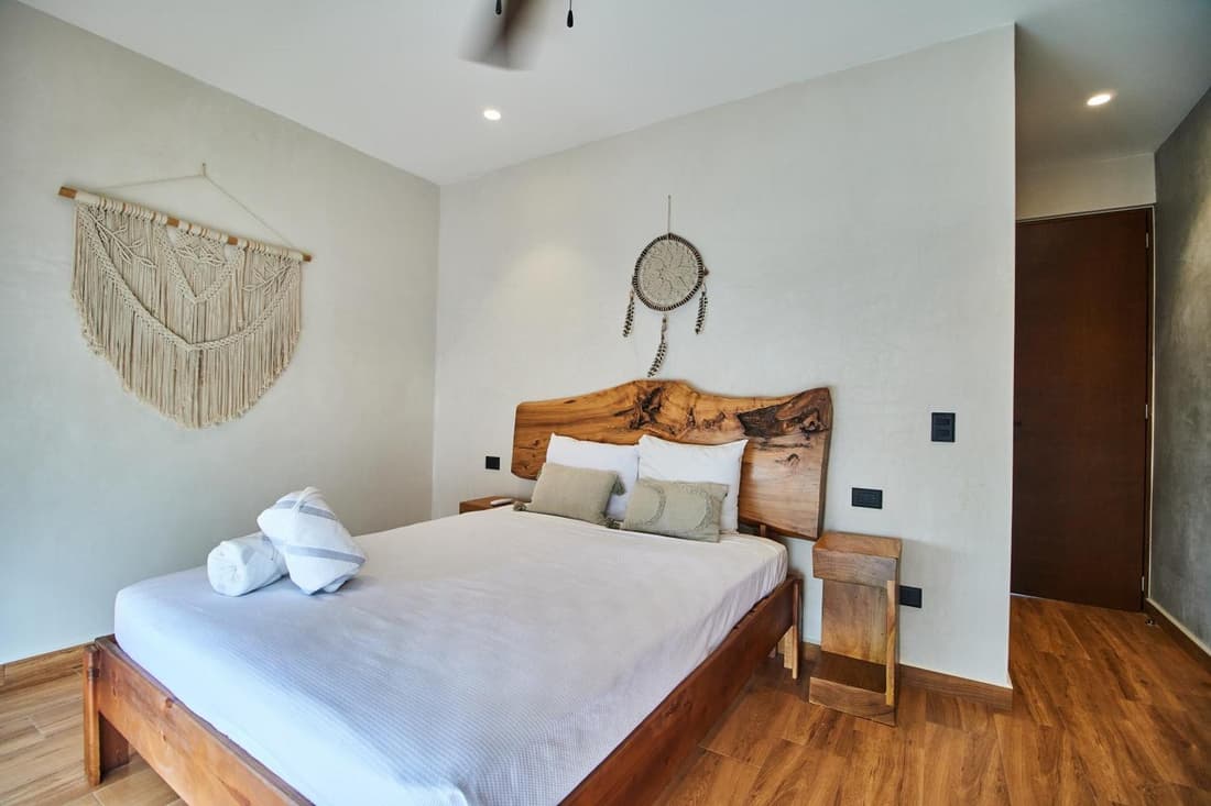 Casa Baay - Private 17 Bedroom House, 34 Pax, Rooftop and Pool + Concierge