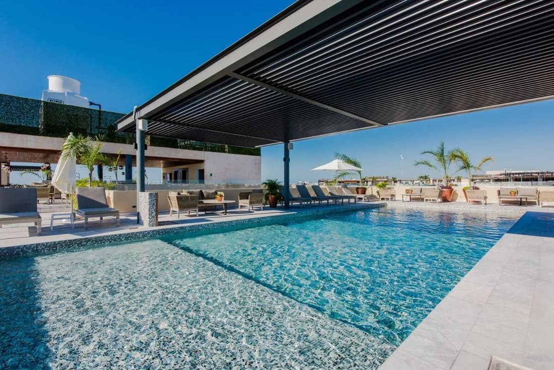 Singular Joy - 2 bedroom condo with street view