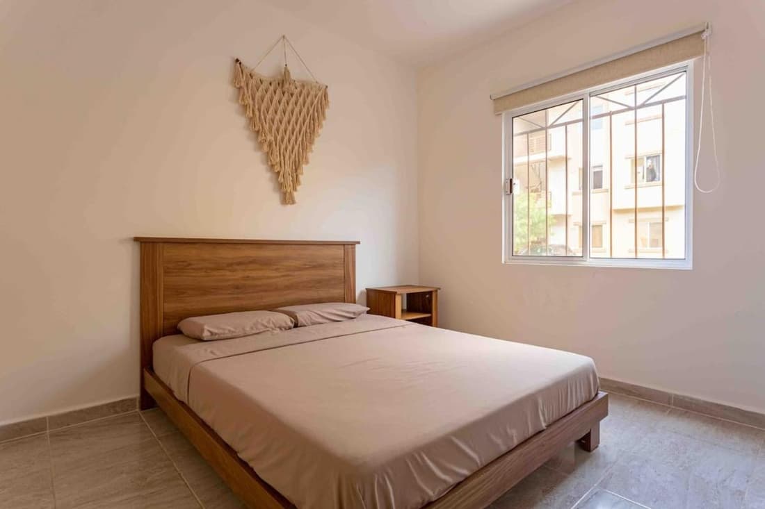 BEACH BOHO CONDO - 3 Rec Completely New
