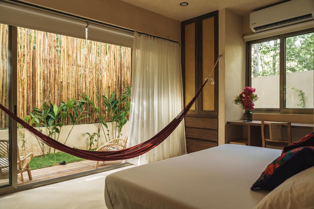 Perfect for 10 Guests with Rooftop Pool and Panoramic Views