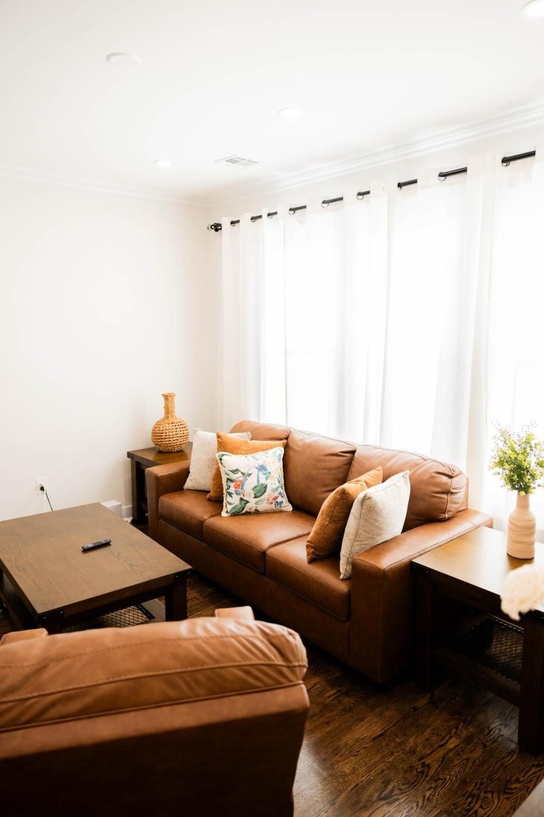 Joynest Place