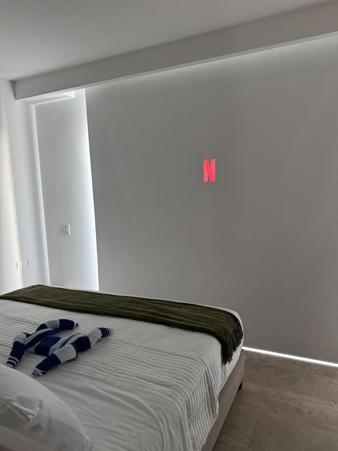 Romantic Ocean View 1BR,Fast WiFi & 2 min to Beach