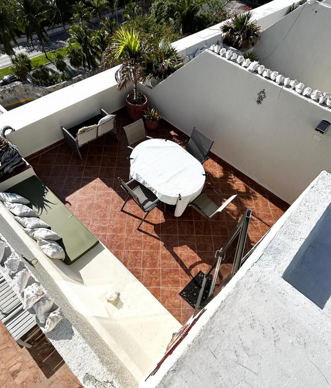Solymar penthouses with terraces