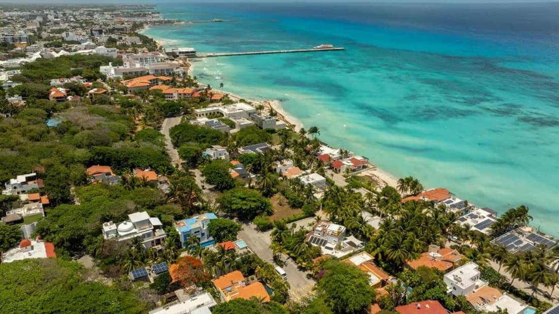 4BR Luxury Beach Villa w/ Premium Amenities