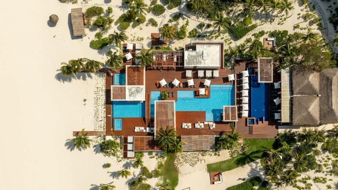 2BR Beachfront Exclusive Condo w/ Top Features