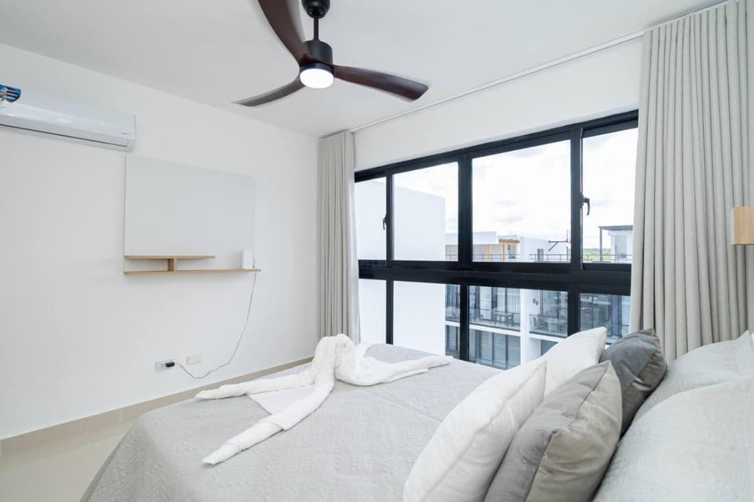 Spacious 3BD Penthouse Private Rooftop Sea Breeze - Oasis