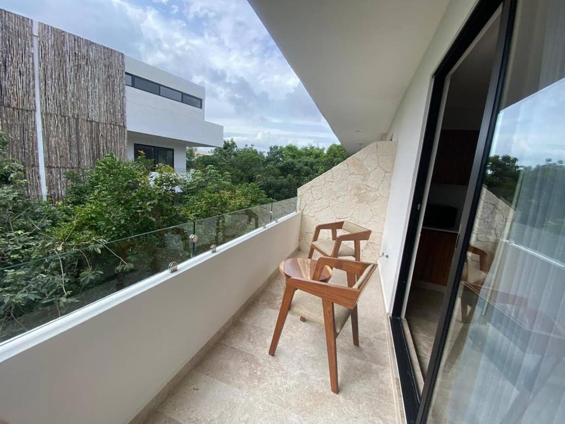 Spacious and comfortable Ph with private pool in Zama