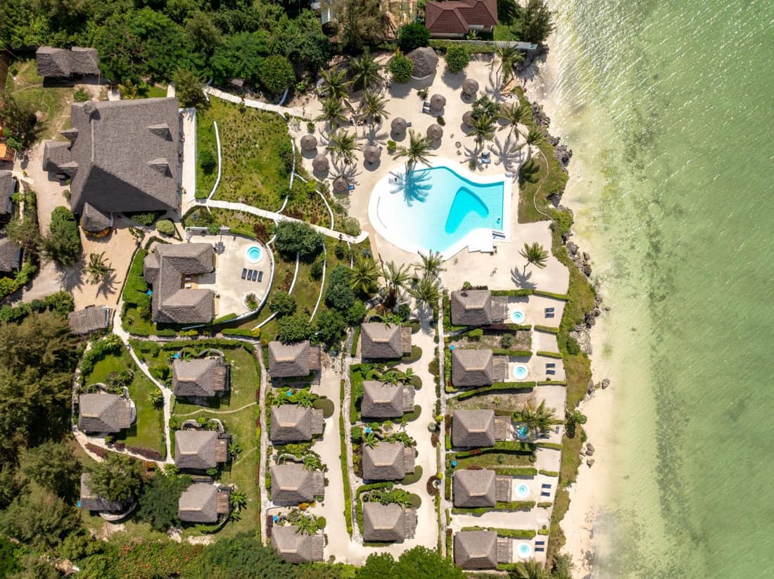 Zanbluu Beach Hotel