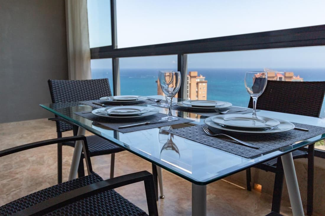 Flat with panoramic views, with garage and pool