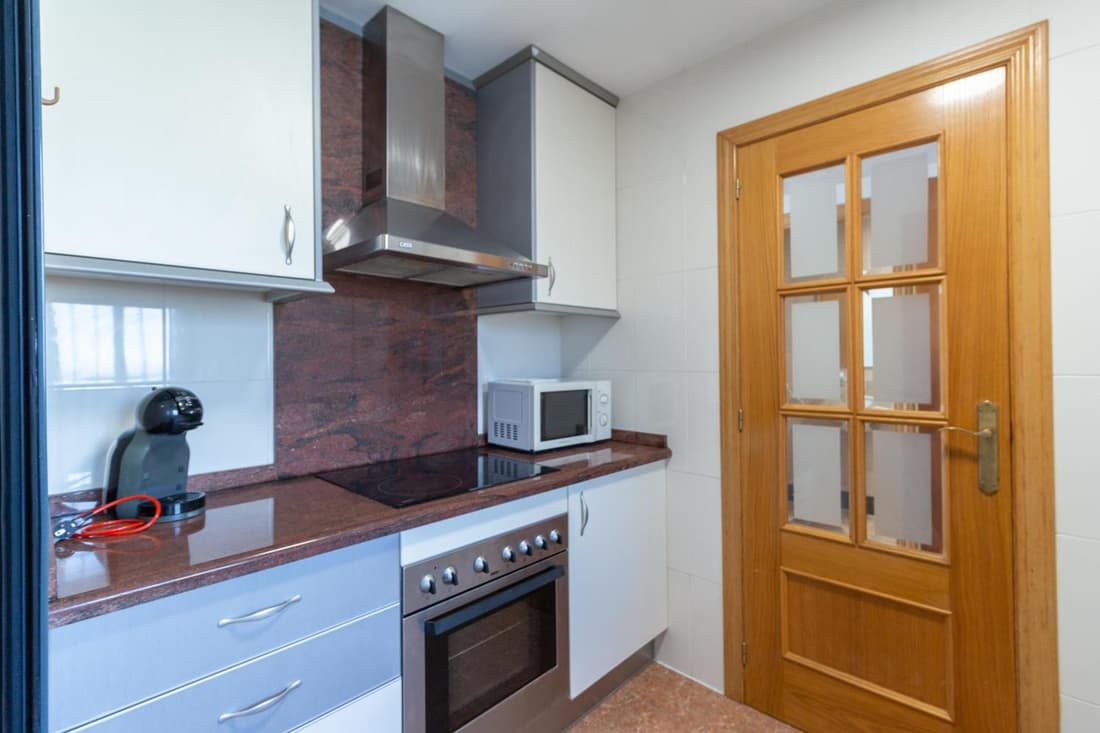 Flat with panoramic views, with garage and pool