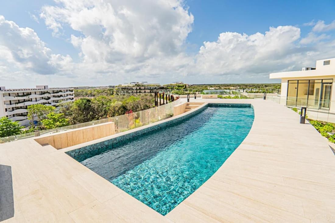 Luxurious studio 6 minutes from the beach