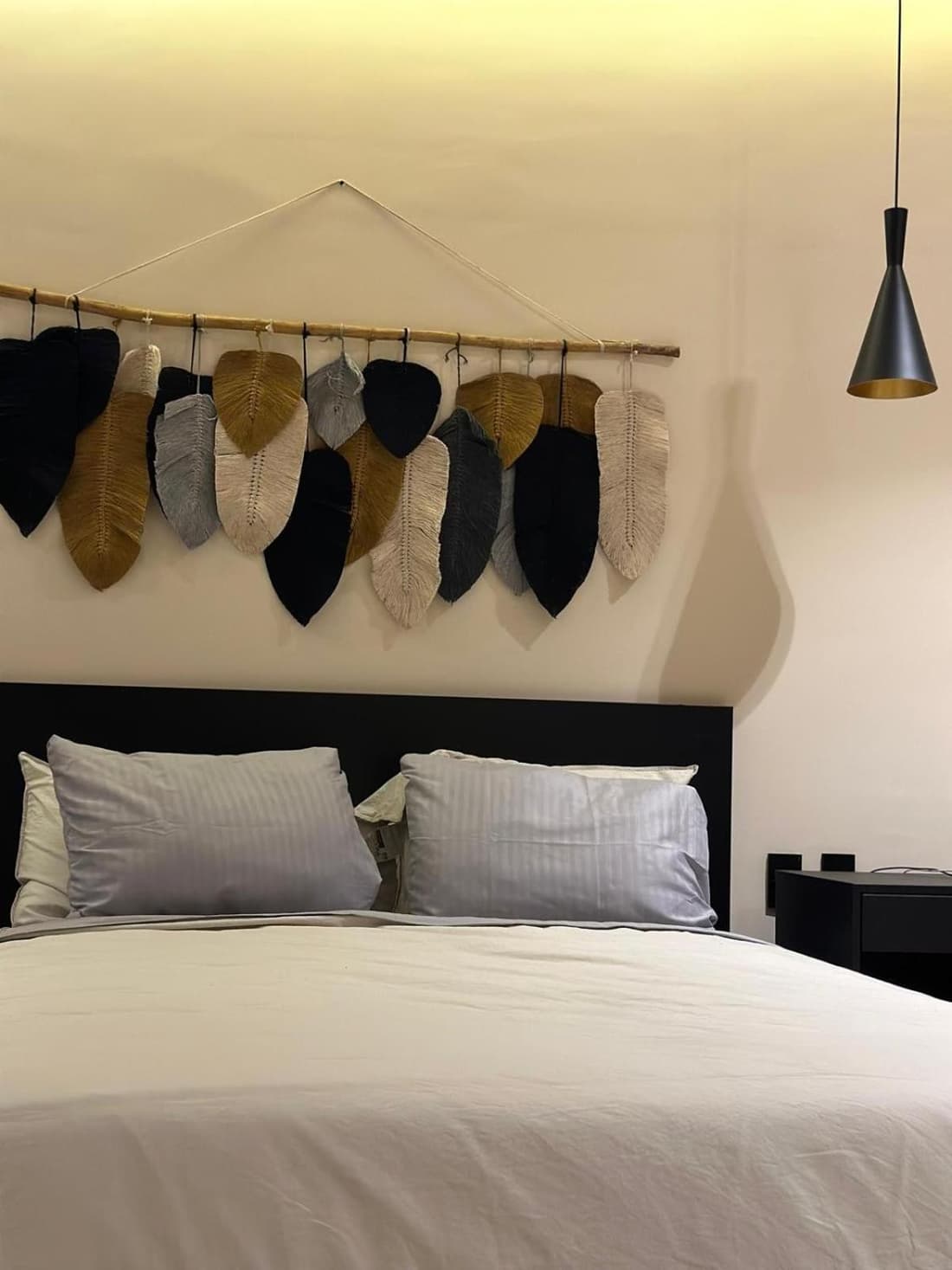 Studio Close to the beach Quiet Modern Laundry roof top pool