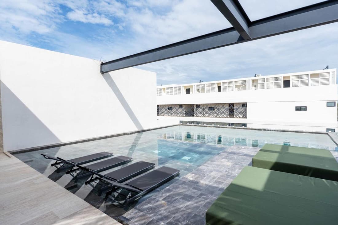 Luxury Penthouse Private Rooftop Pool Concierge
