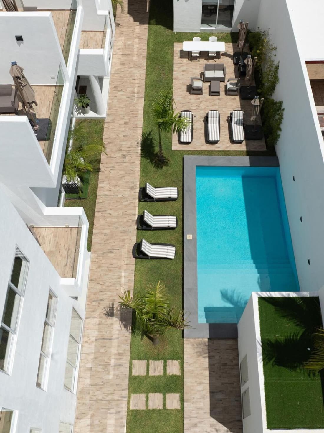 Malibu Residential 3BD - Lia