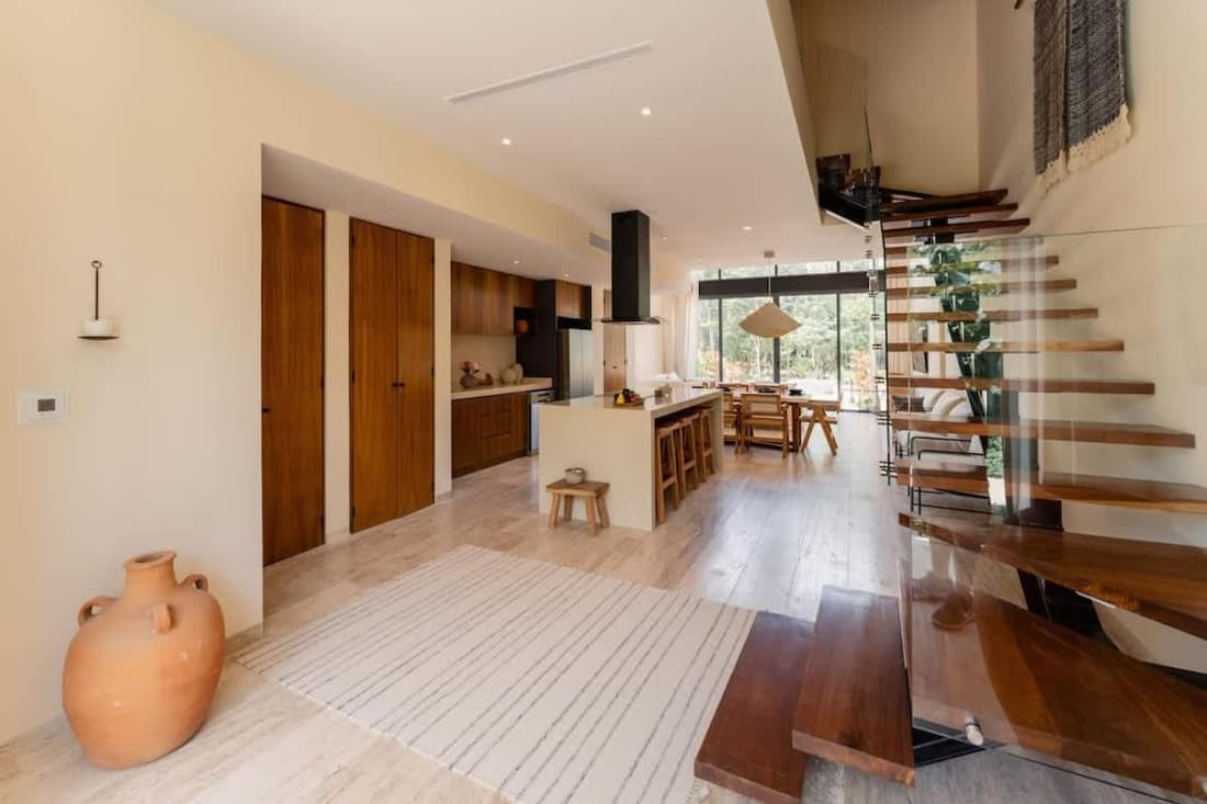 Mistiq Villa - Modern 3BR Oasis in Tulum with Pool & Chic Design