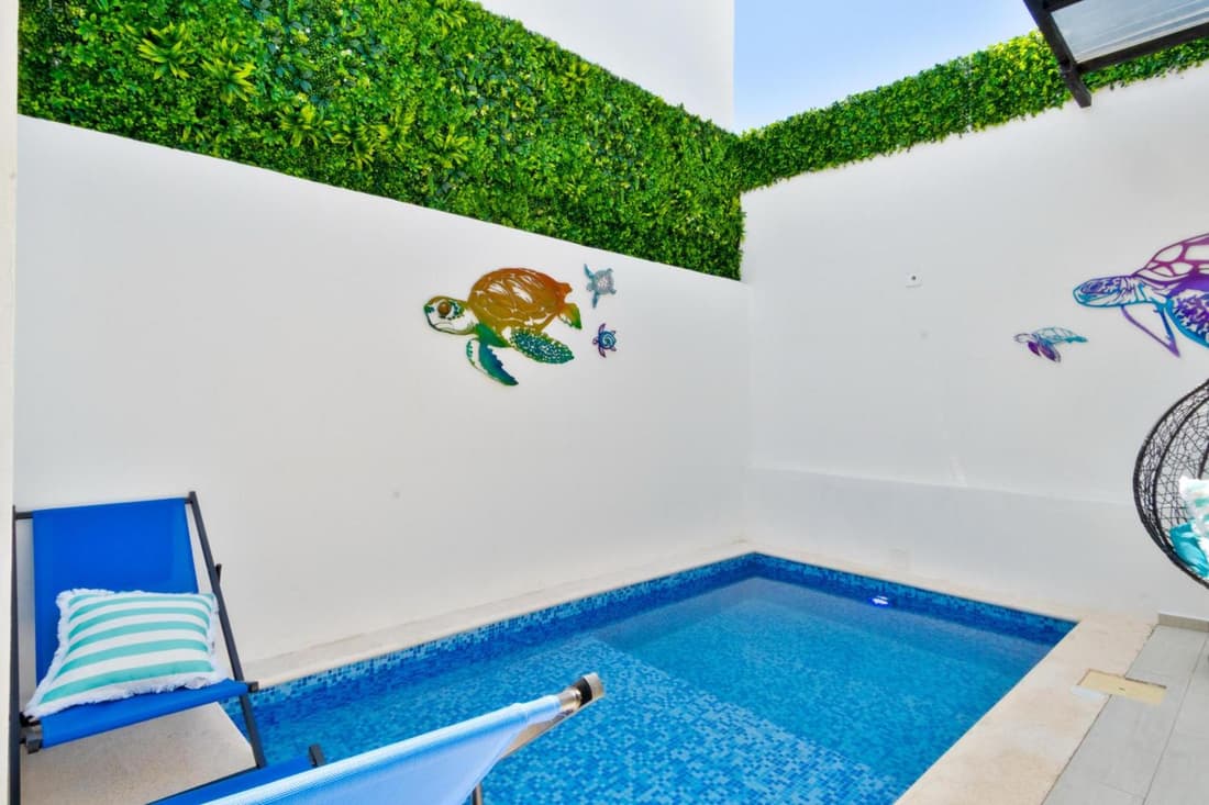 Luxury home-heated Pool-2bedroom