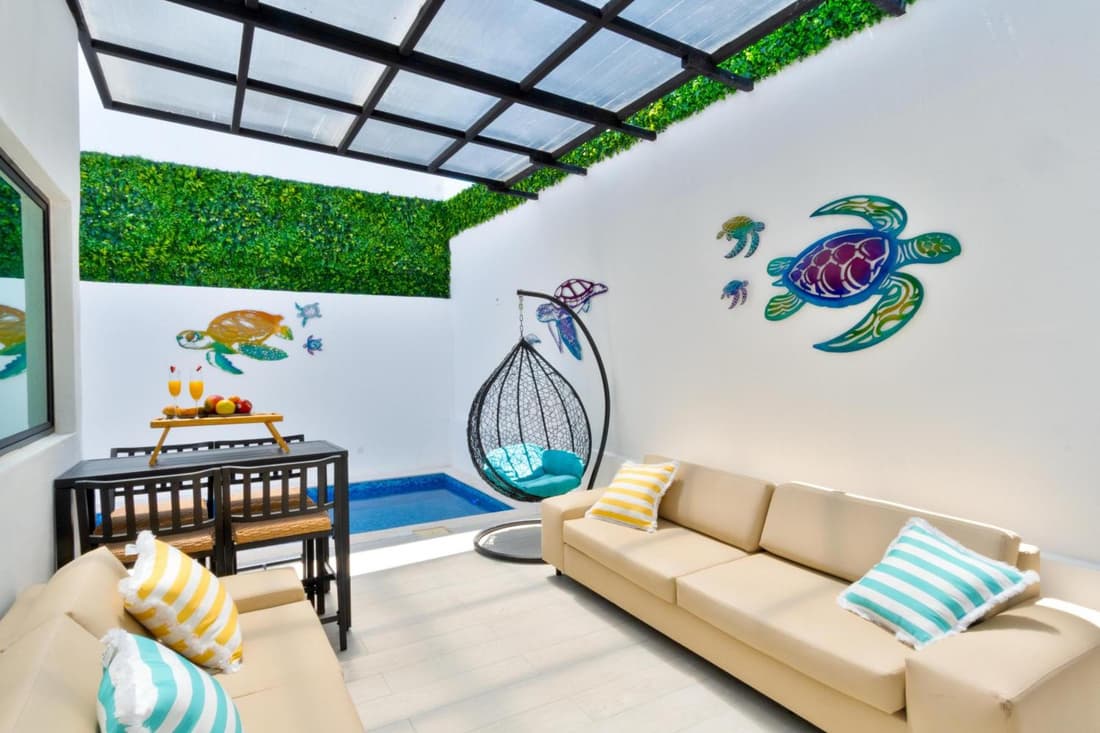 Luxury home-heated Pool-2bedroom