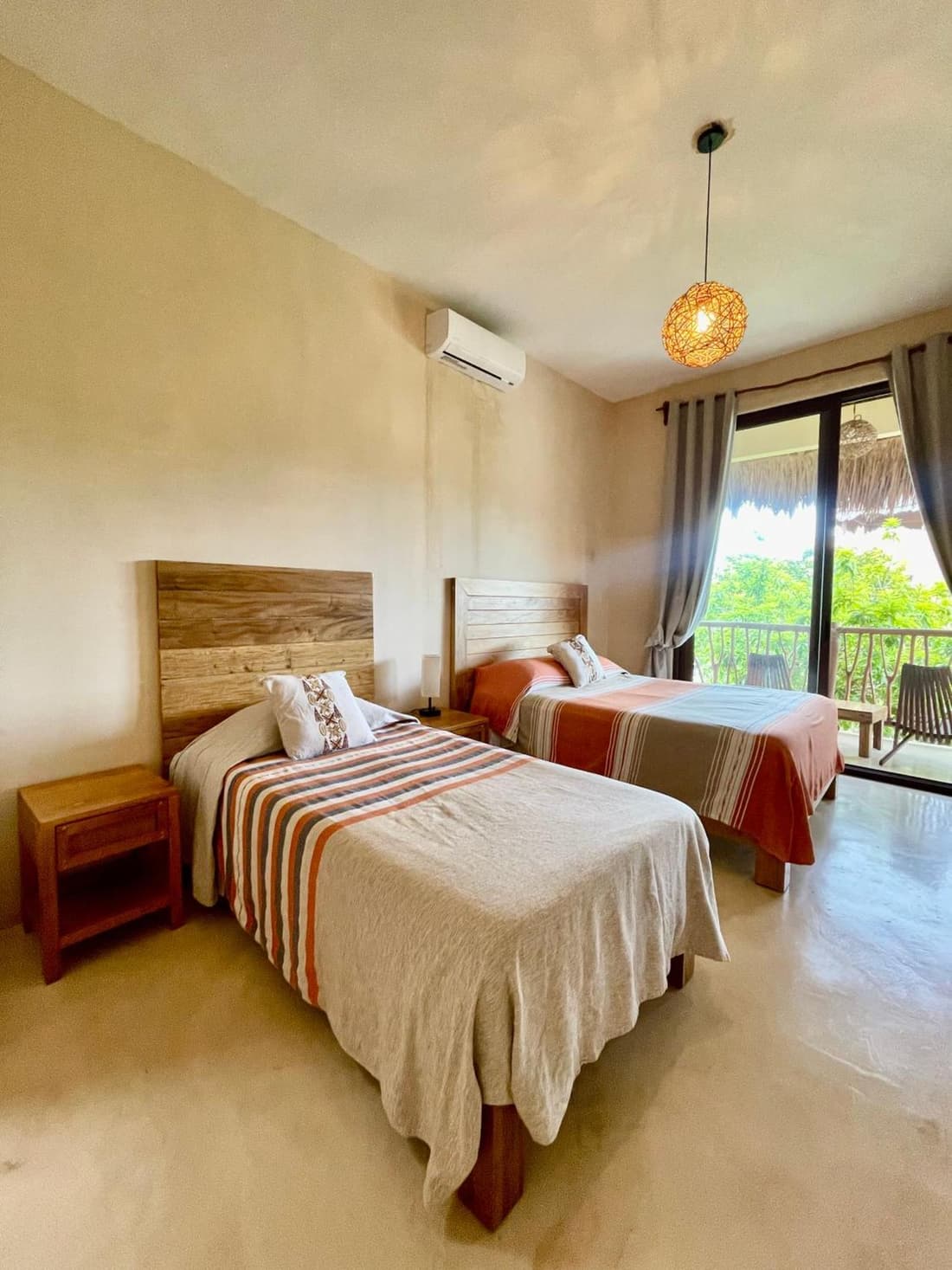 Yax Kiin Casa Boutique