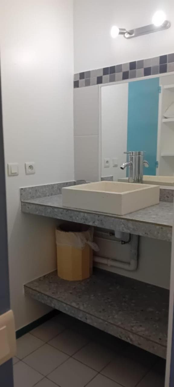 Marinotel avec piscine magnifique et deck privatif