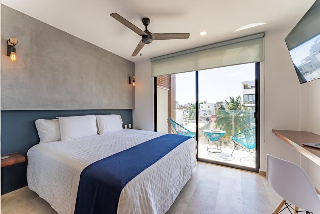 Brand new condo wPool Steps to Beach 5th
