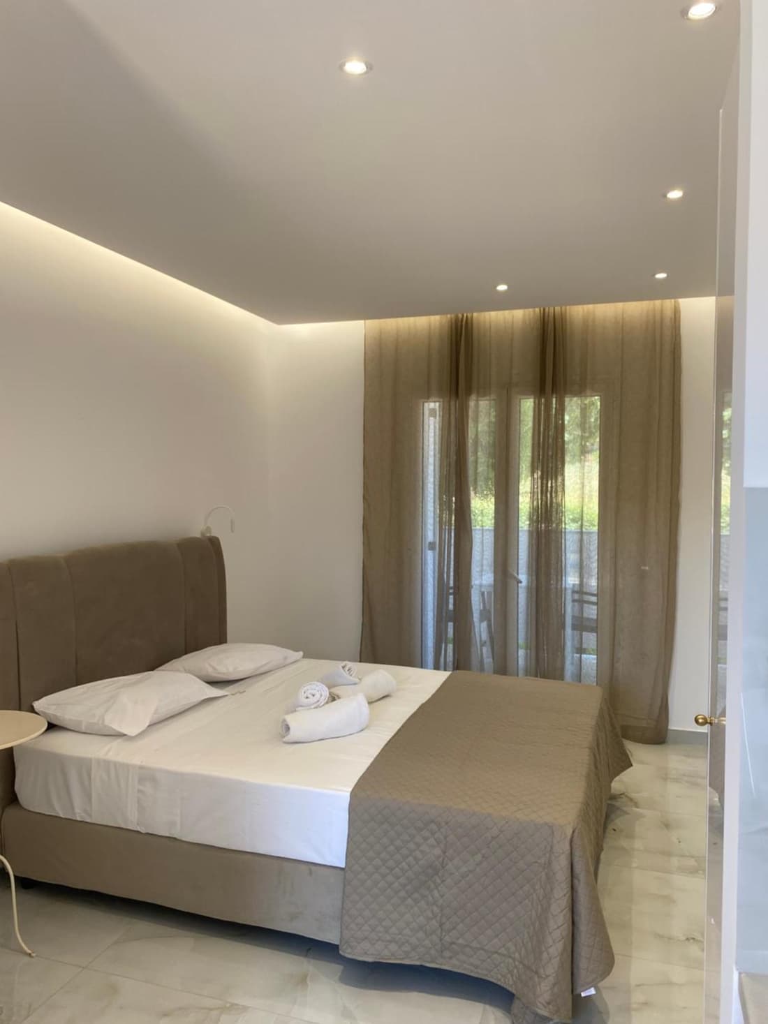 Pansion Porto Tsi Ostrias