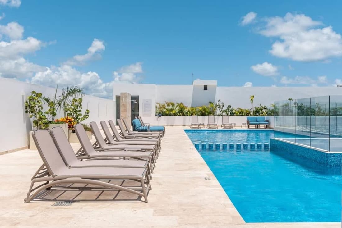 Modern King Suite 4 Pools & Prime Spot