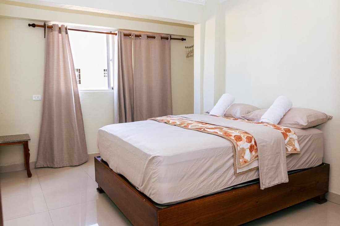Modern 1-Bedroom Apartment with Private Balcony Fast Wi-Fi Santo Domingo Este