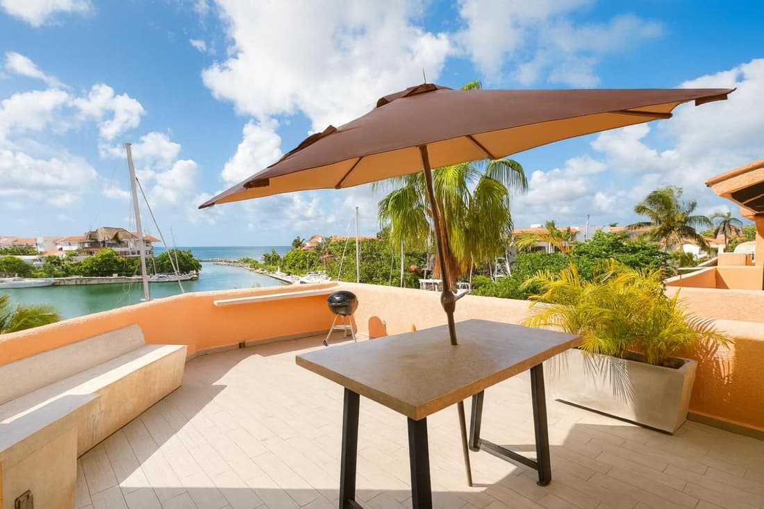 Ocean & Marina views,Affordable,Spoil yourself!