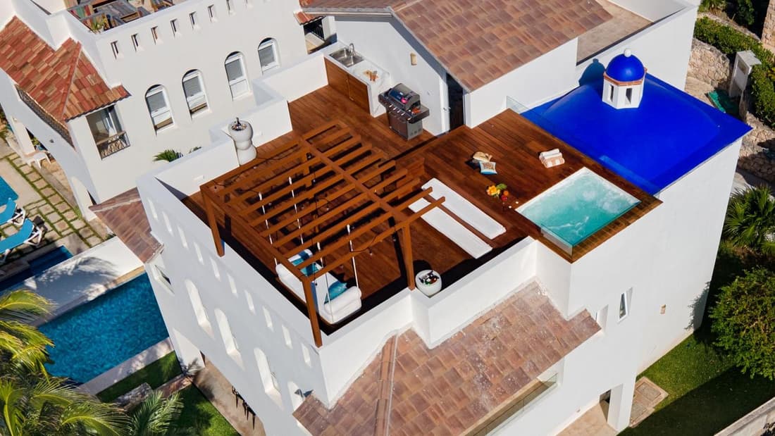 CASA REYES Stunning Rooftop Oceanview