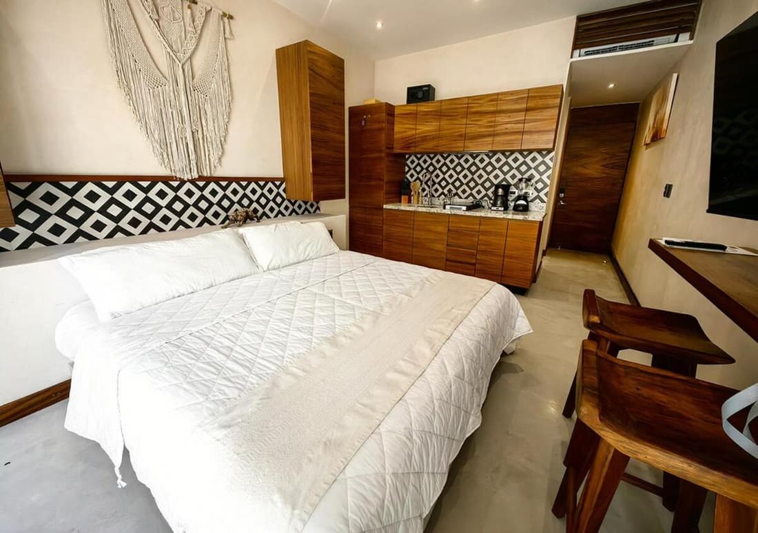 Chic Studio Private Pool & Beach Club access
