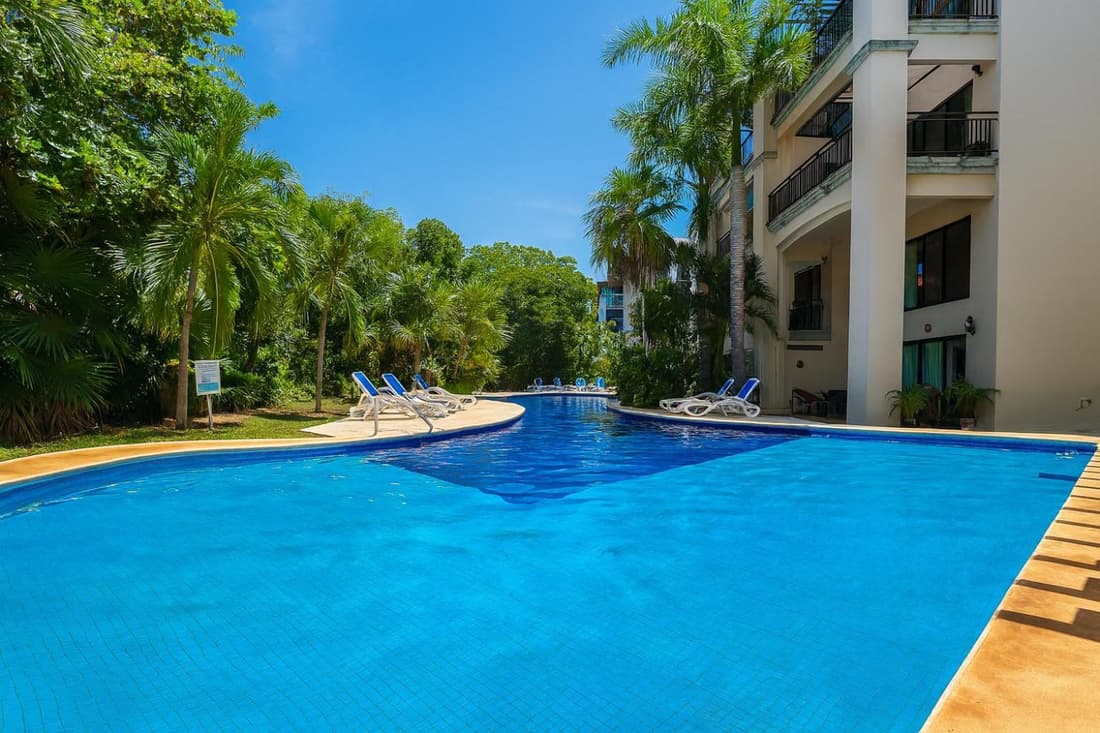 Puerto Aventuras Private Terrace and Golf View