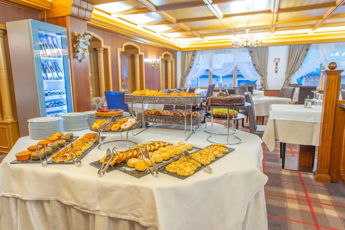 Hotel Meida