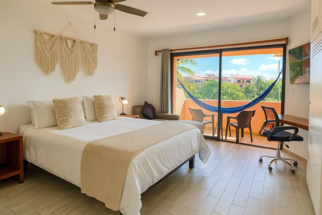 Ocean & Marina views,Affordable,Spoil yourself!