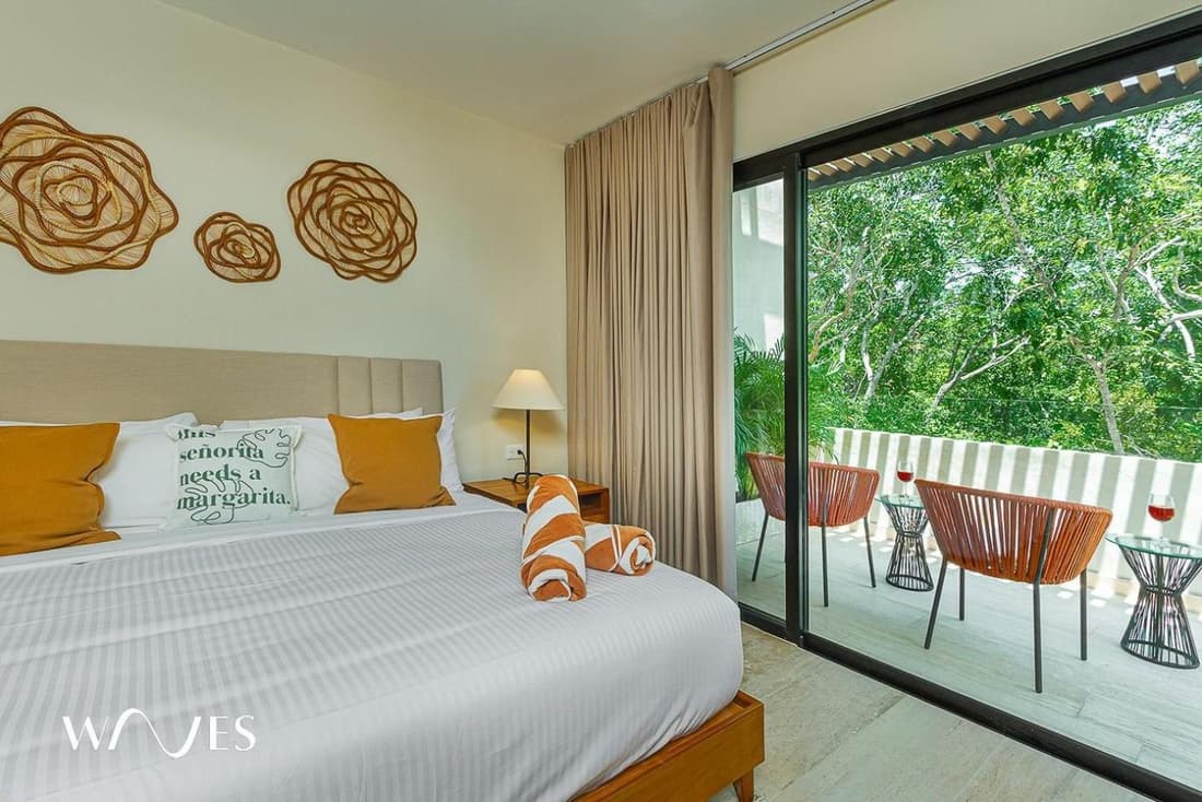 Luxury 1BR - Rooftop Paradise with Pool & Jacuzzi
