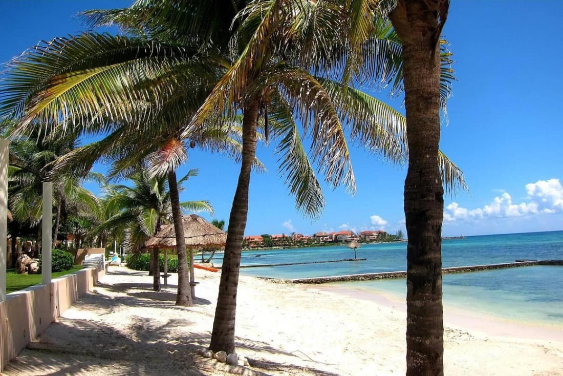 Boho Minimal 3-Min Beach Private Parking