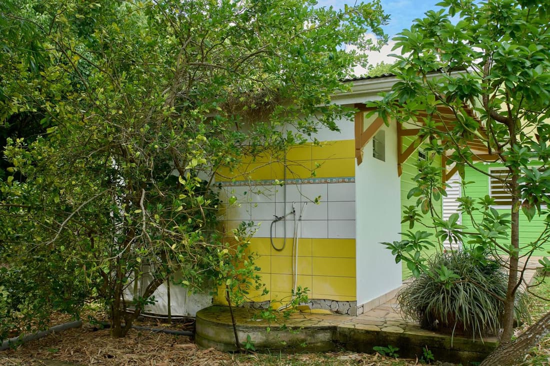Pacifique un Bungalow charmant pour deux, entre mer et nature