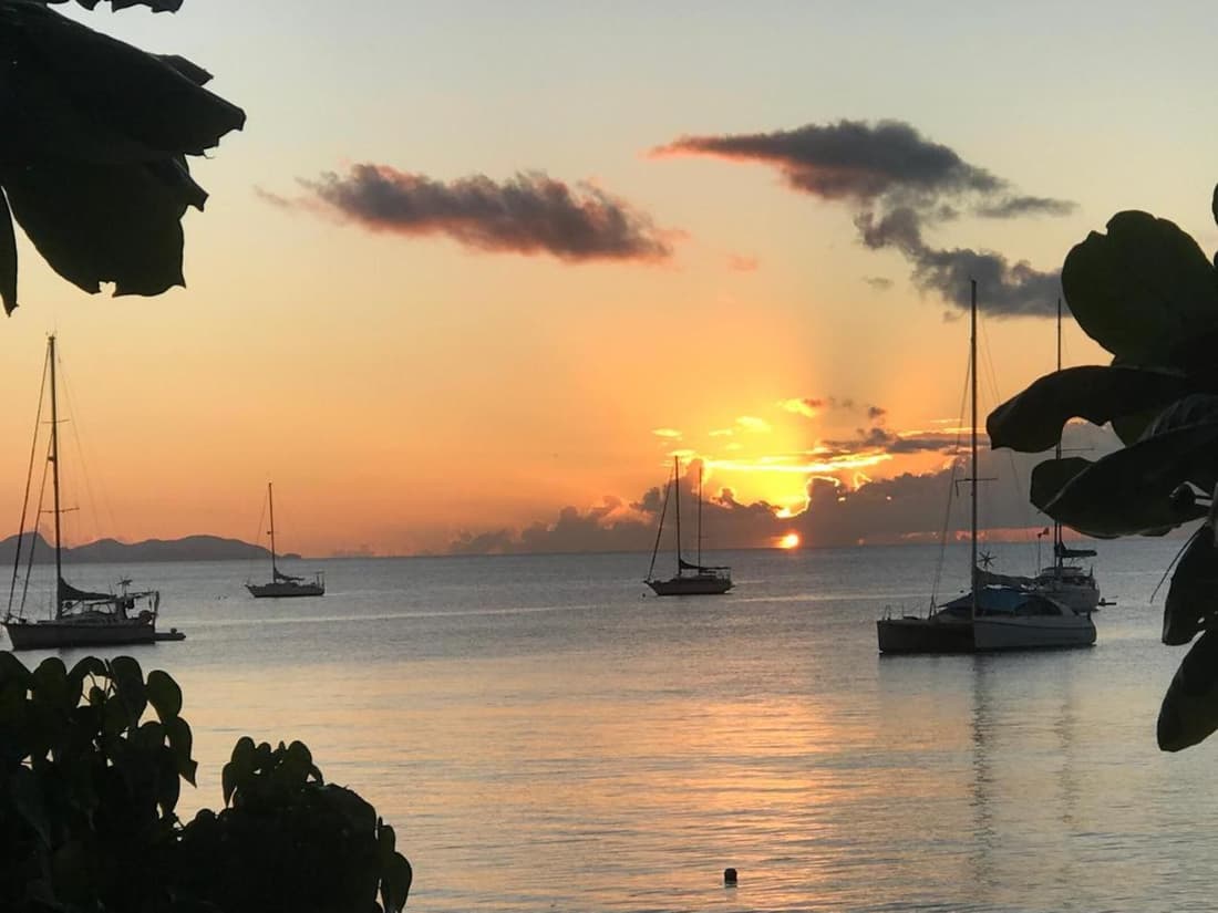 Charmante maison avec vue sur mer - Plage à 1mn à pieds