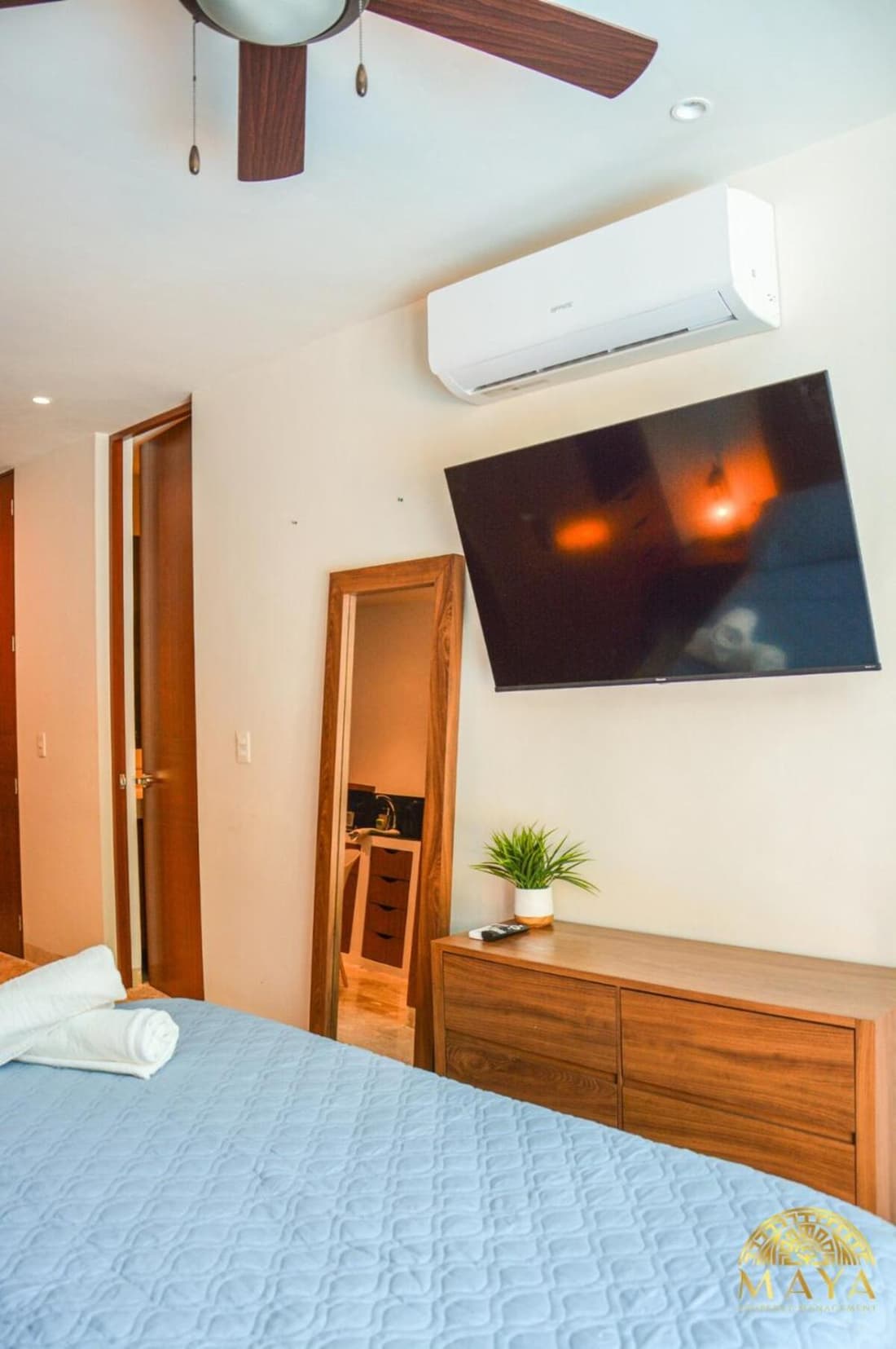 NHOA 103A Lux 2BR Condo Pool access in Aldea Zama