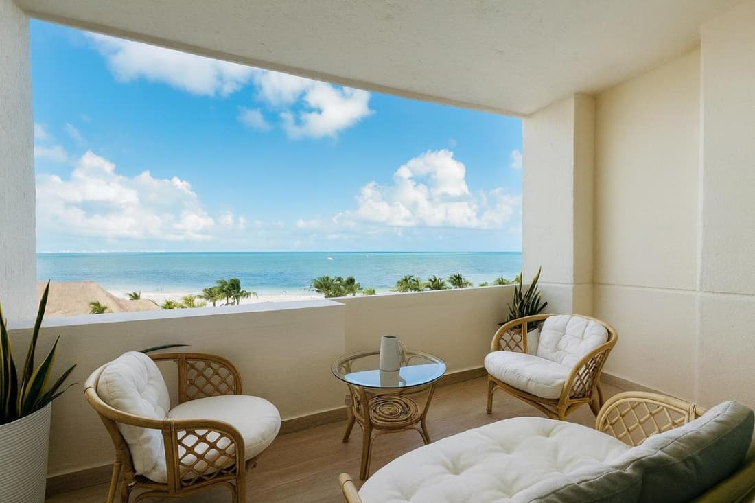 Oceanfront Paradise in Cancun Hotel Zone