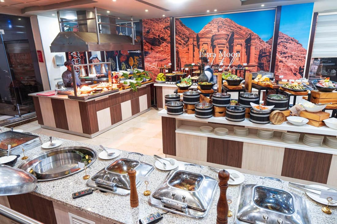 Petra Moon Hotel