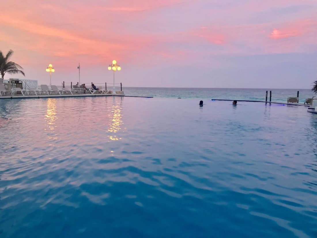 Beach and Ocean Front Apartments Cancun