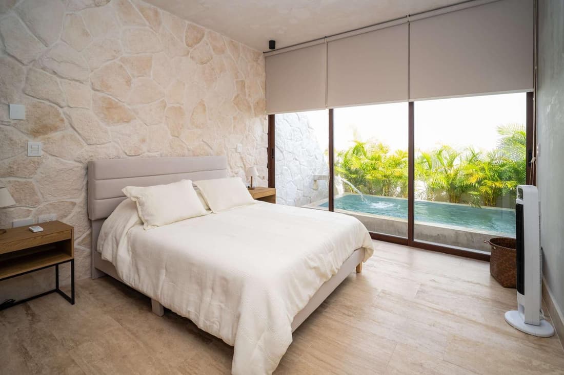 Villa con diseño moderno y alberca privada