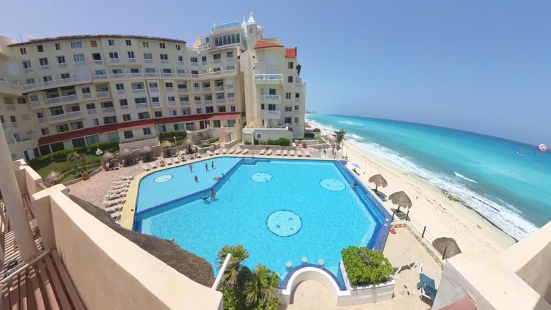 Cancún plaza vista al mar