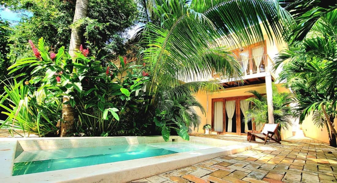 YAM HOTEL