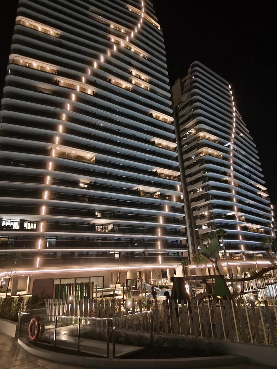 Sunset Cliffs Luxury Apartment Benidorm