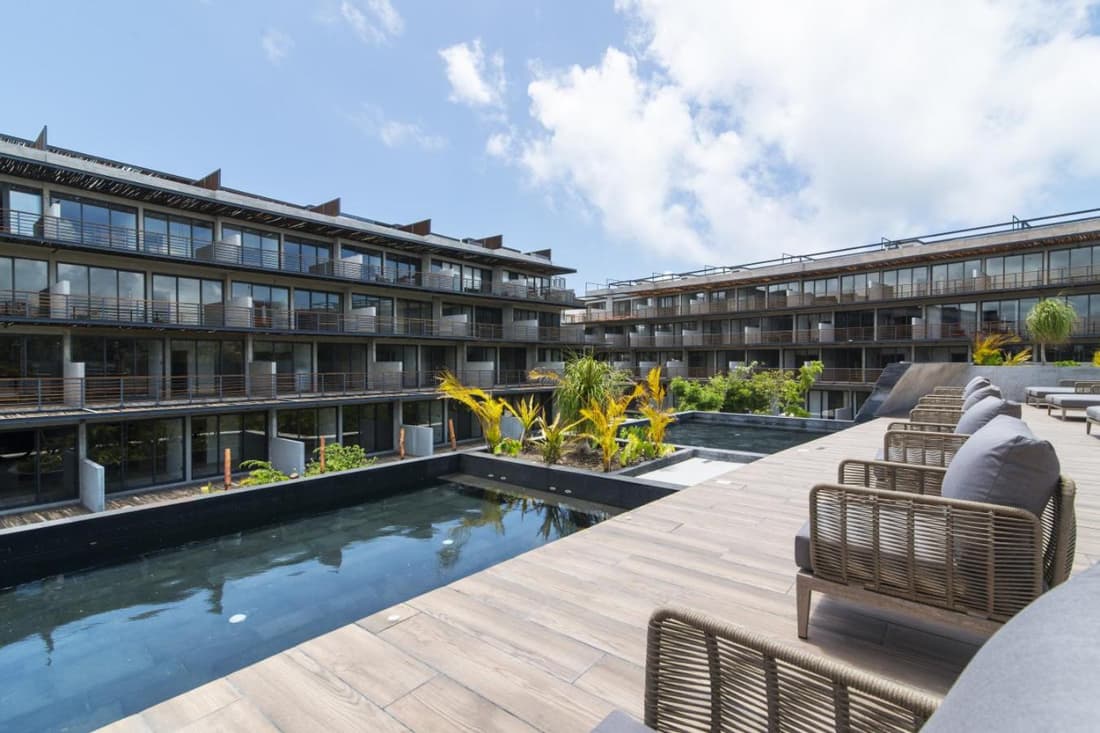 Nuju Rentals - BeUtiful Apartments with Swimout-Gym-Rooftop-Pool