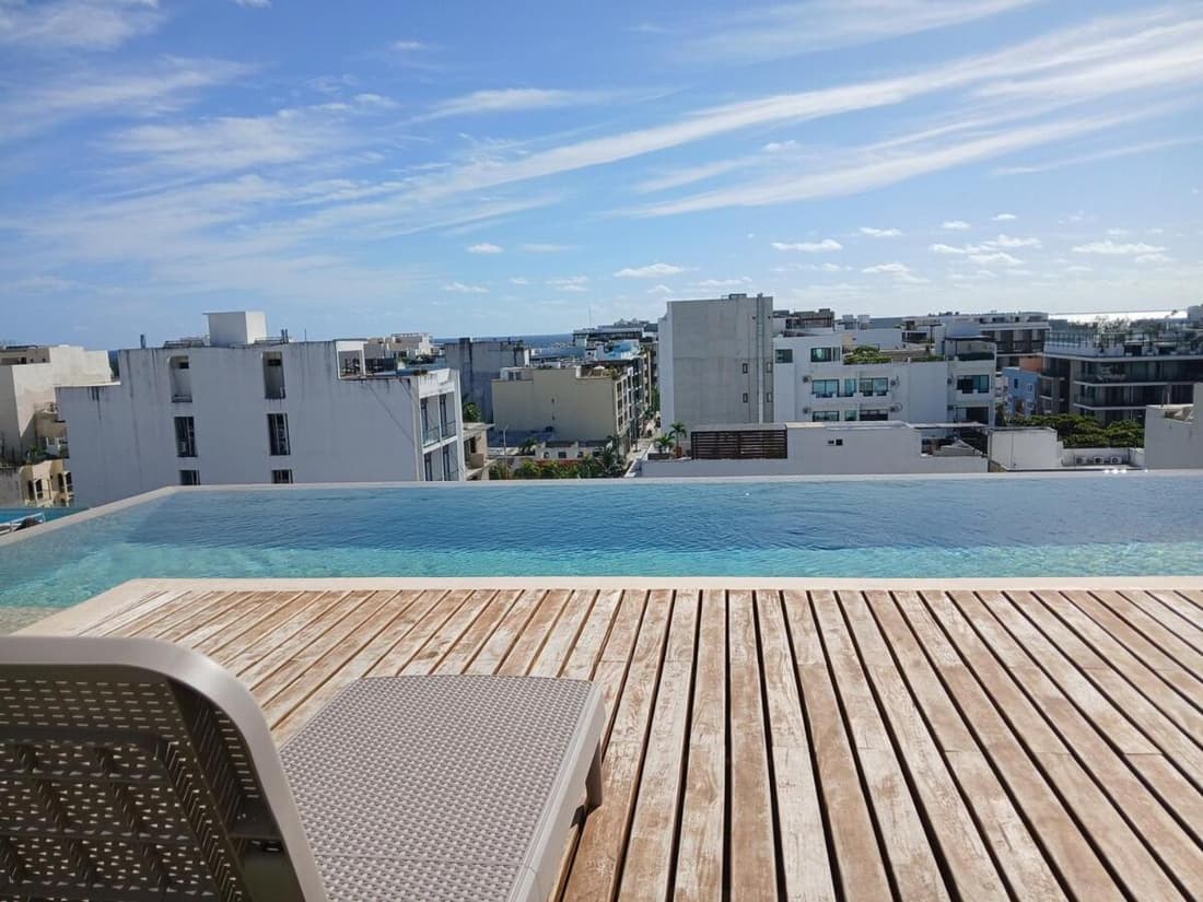 Nuevo estudio con rooftop y alberca cerca de la 5a Av y playa