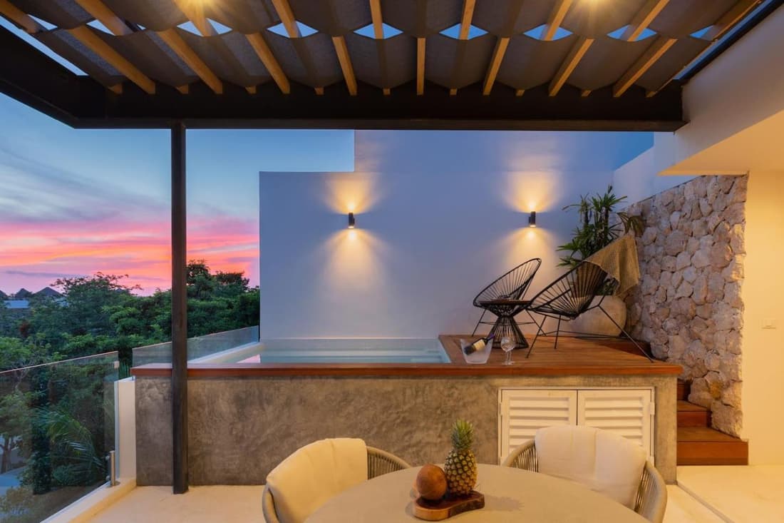 Ixchel Luxury PH Studio Priv Rooftop Pool 150 WiFi
