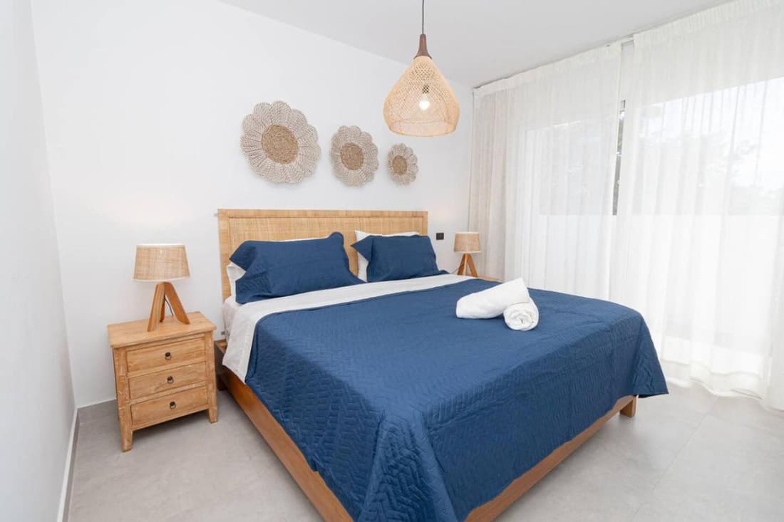Elegant 1-BD Luxury Escape in Paradise in Estrella